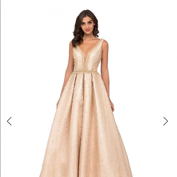 Cecilia couture prom gown - Picture 5 of 7